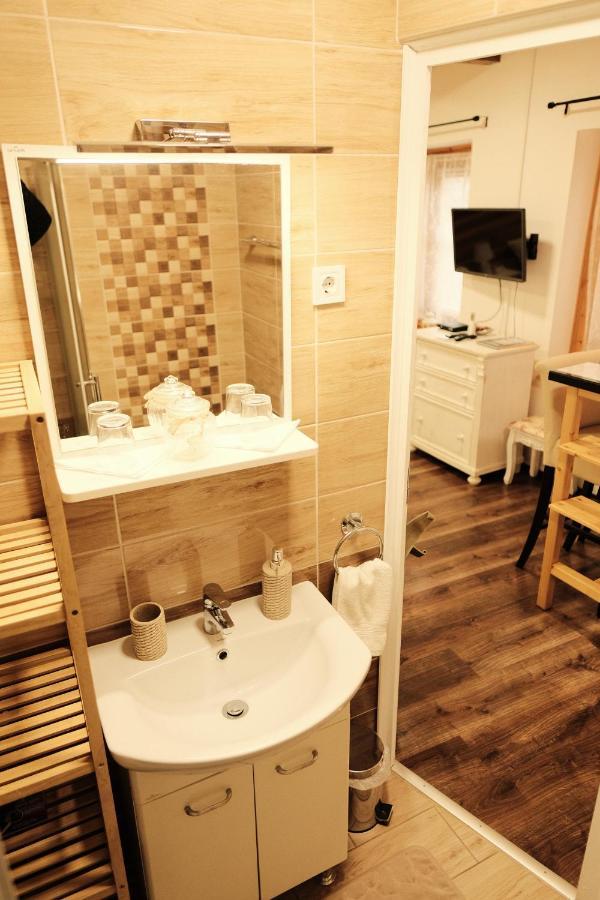 Kishaz Apartman Eger Exterior photo